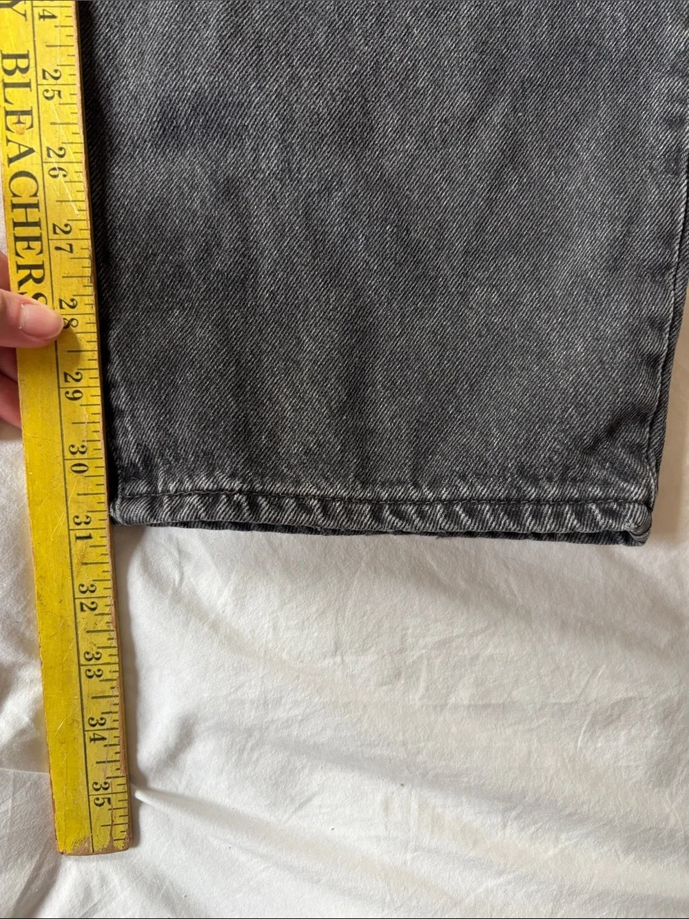 Levi’s Baggy Dad Jeans in Boot Barn (washed black) 26x32 - Picture 7 of 8